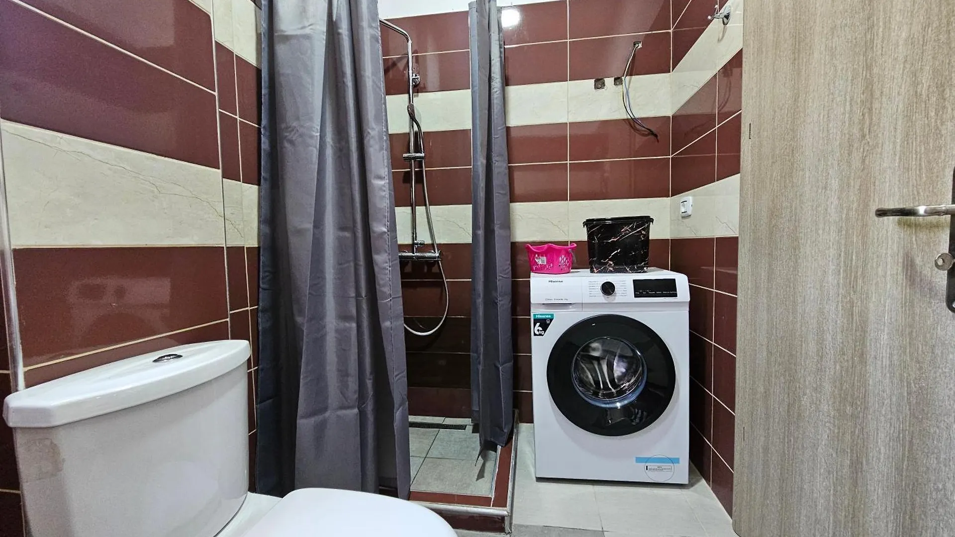 1-Leo'S Apartment Saranda