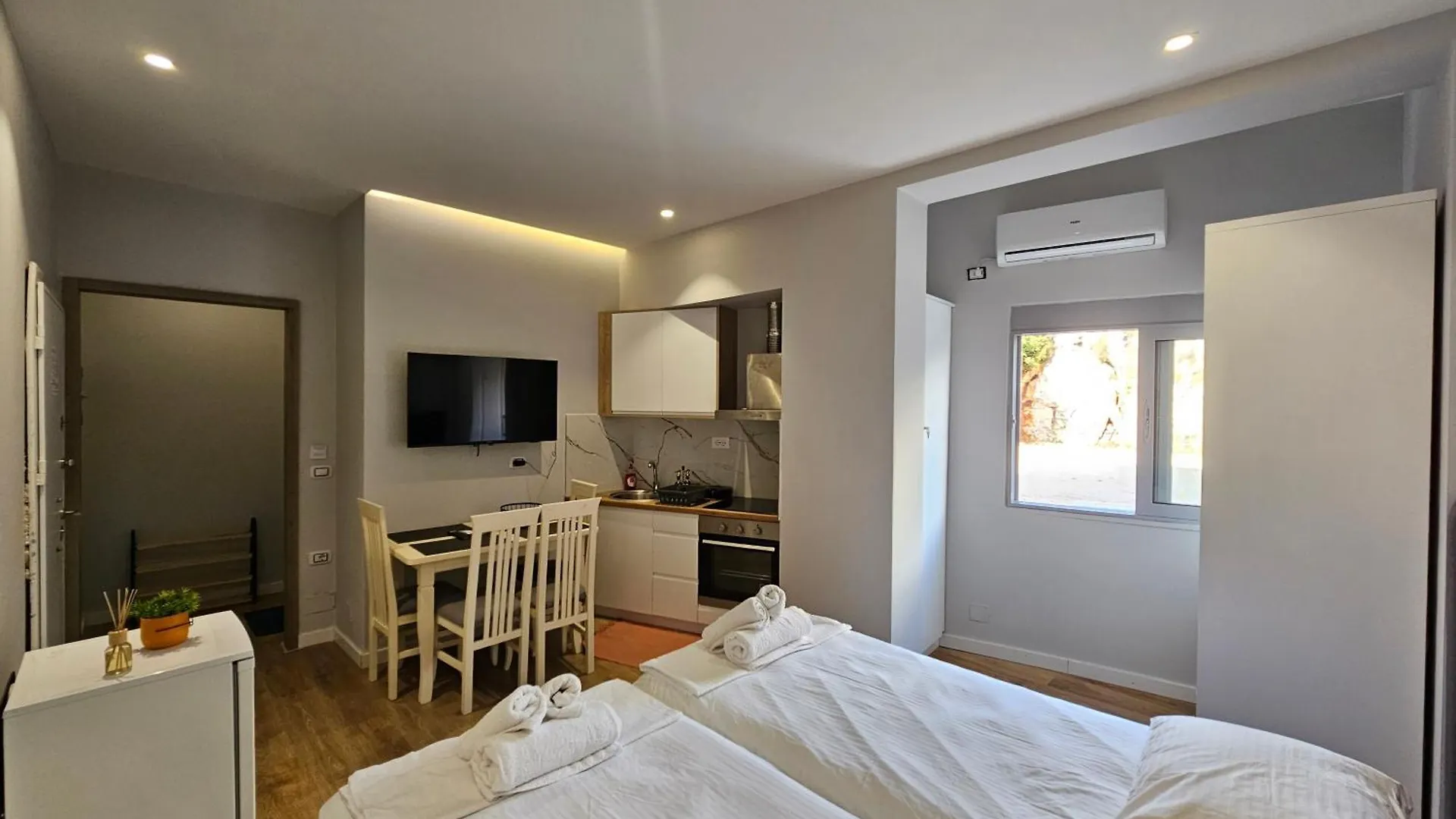 1-Leo'S Apartment Saranda 0*, Sarande Albania