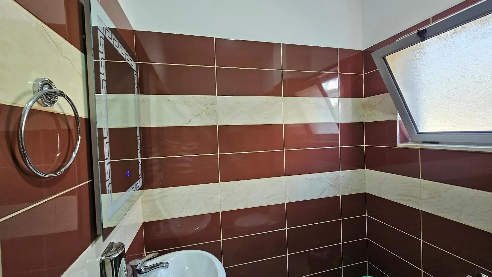 1-Leo'S Apartment Saranda Albania